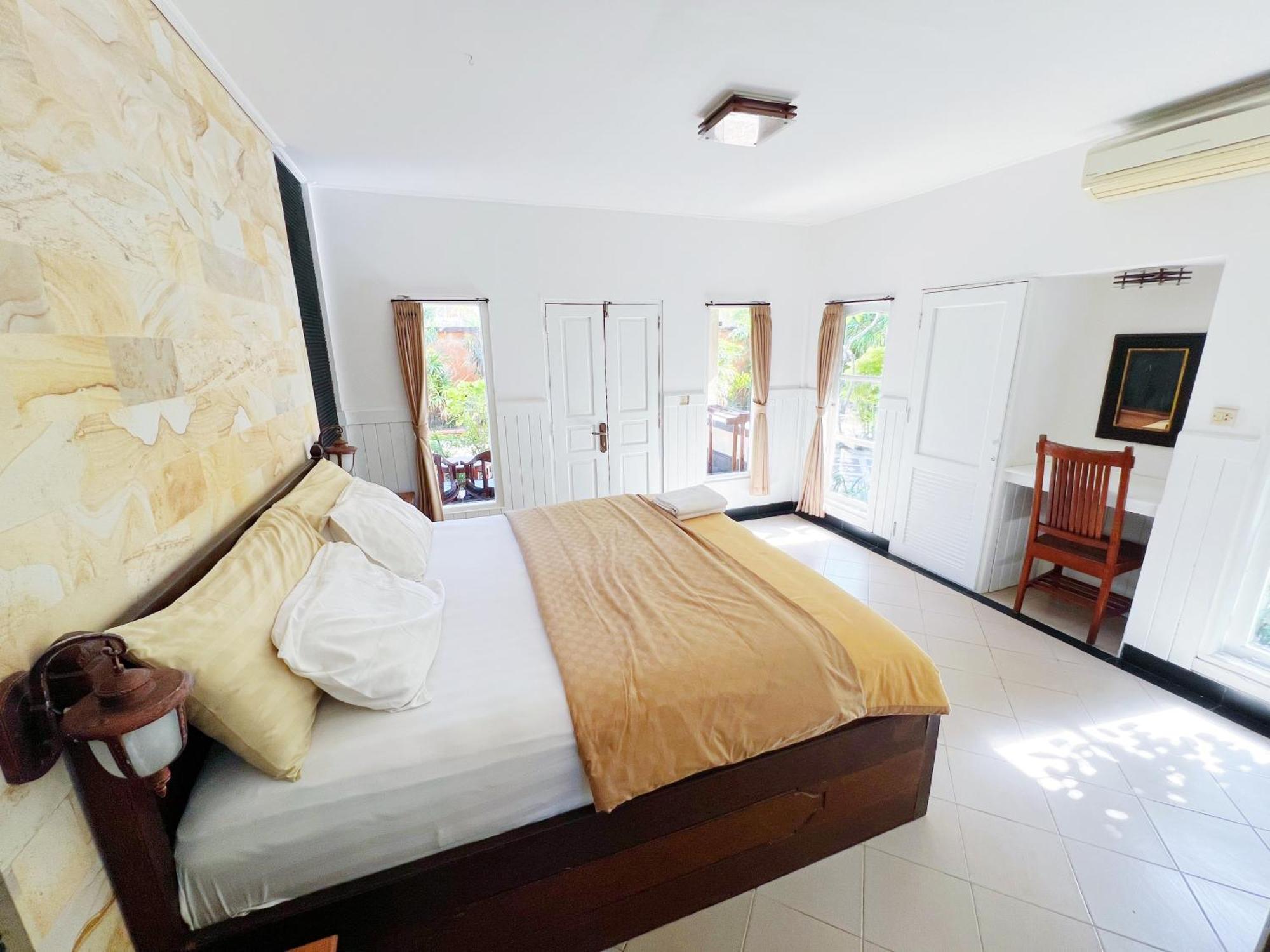 Puri Nusa Beach Hotel นูซาเลมโบงัน ภายนอก รูปภาพ