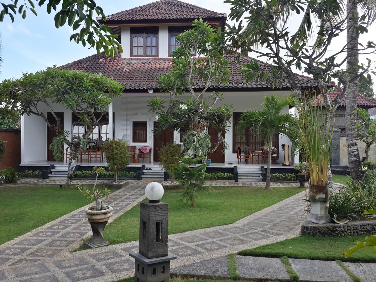 Puri Nusa Beach Hotel นูซาเลมโบงัน ภายนอก รูปภาพ