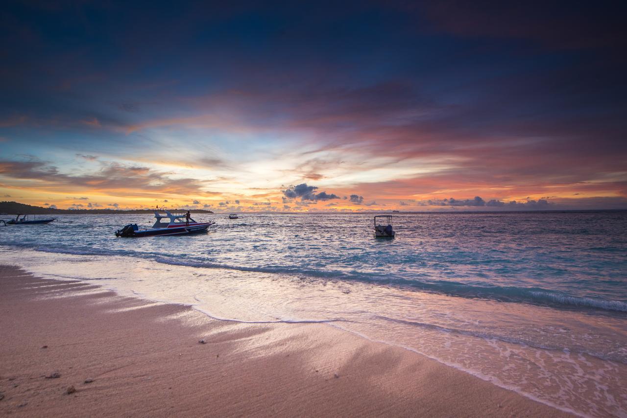 Puri Nusa Beach Hotel นูซาเลมโบงัน ภายนอก รูปภาพ