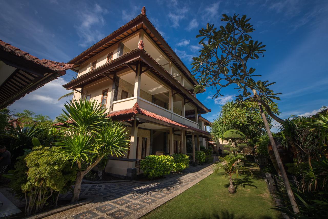 Puri Nusa Beach Hotel นูซาเลมโบงัน ภายนอก รูปภาพ